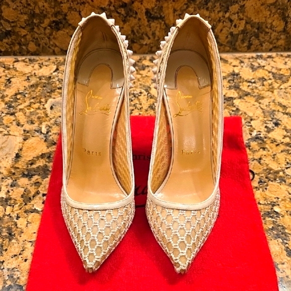 Elegant Cream Spiked Heels - Picture 3 of 16